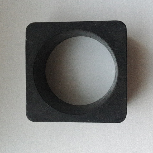 Chunky Wooden bracelet - Picture 2 of 4